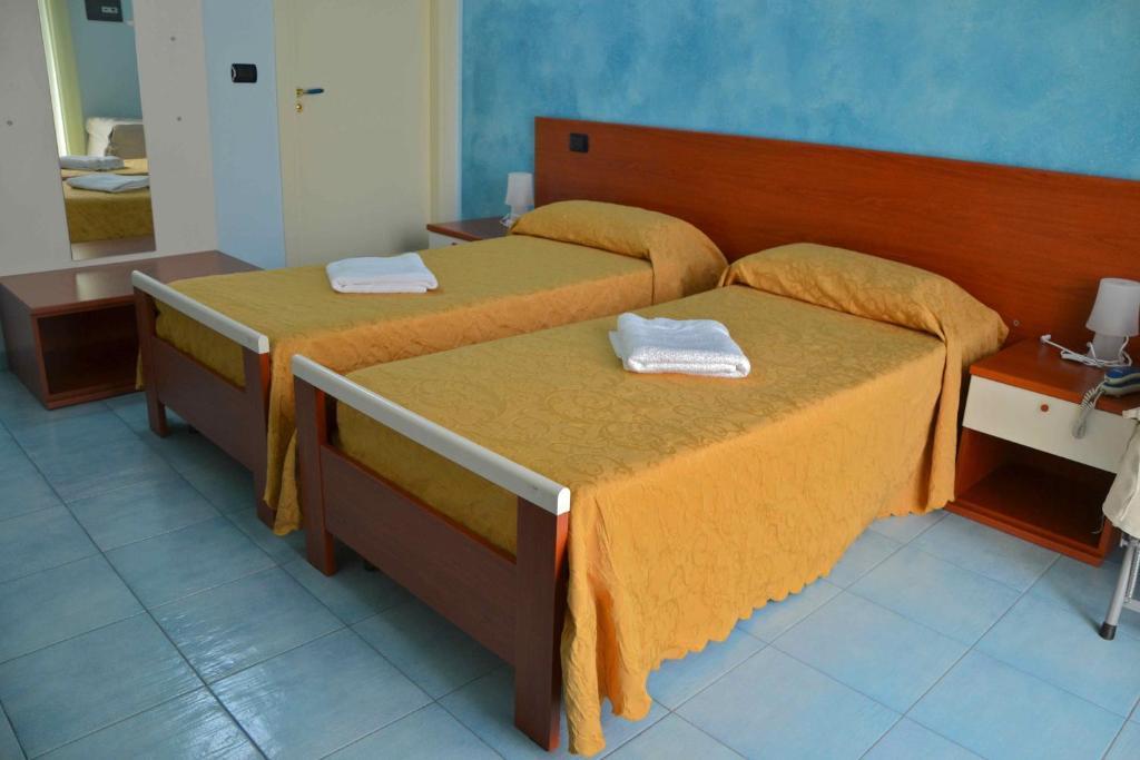 Megaron Hotel Pozzallo Δωμάτιο φωτογραφία
